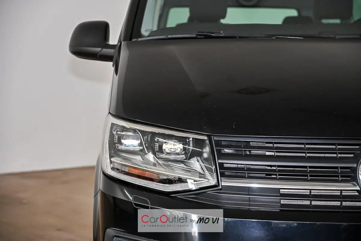 Volkswagen Multivan usata a Torino (3)