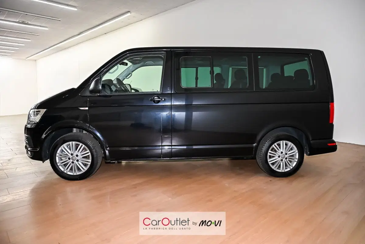 Volkswagen Multivan usata a Torino (5)