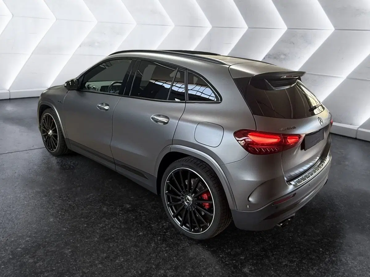 Mercedes-Benz GLA SUV usata a Napoli (6)
