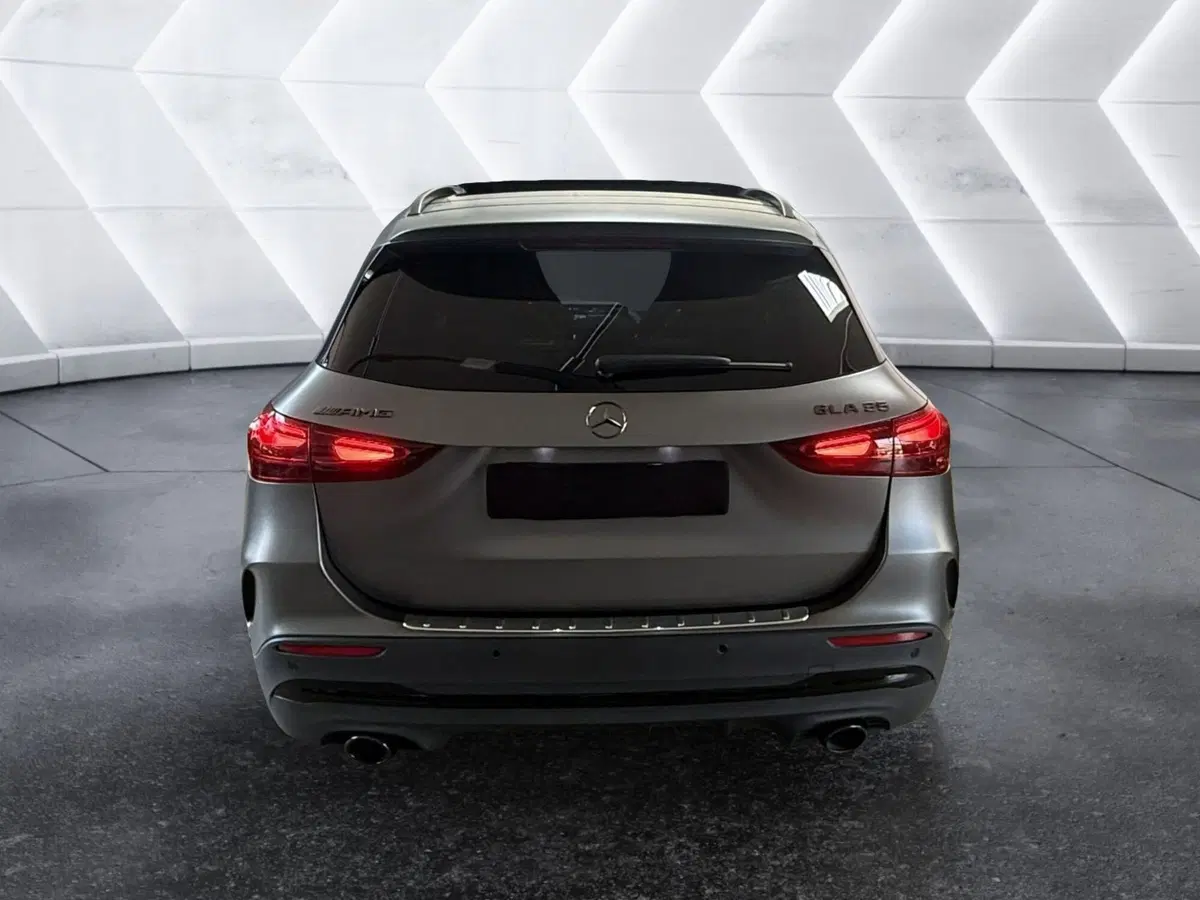 Mercedes-Benz GLA SUV usata a Napoli (8)