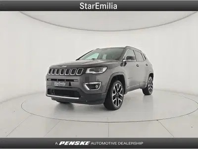 Jeep Compass 1.4 MultiAir 170 CV aut. 4WD Limited del 2018 usata a Casalecchio di Reno