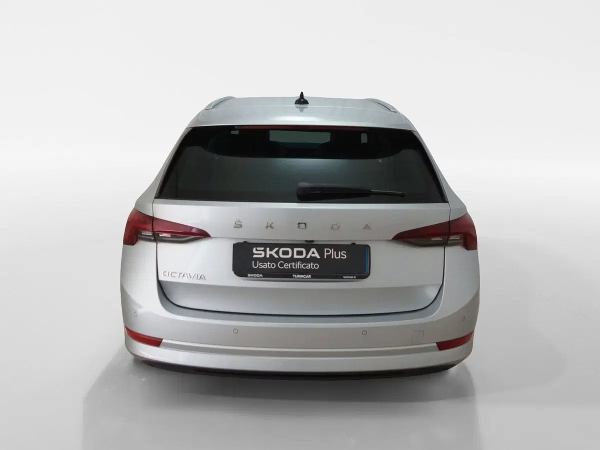 Skoda Octavia Station Wagon usata a Torino (5)