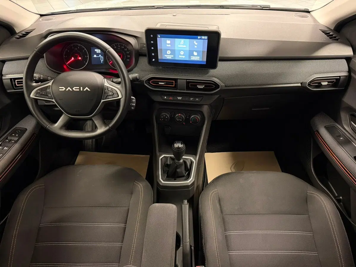 Dacia Sandero usata a Brescia (14)