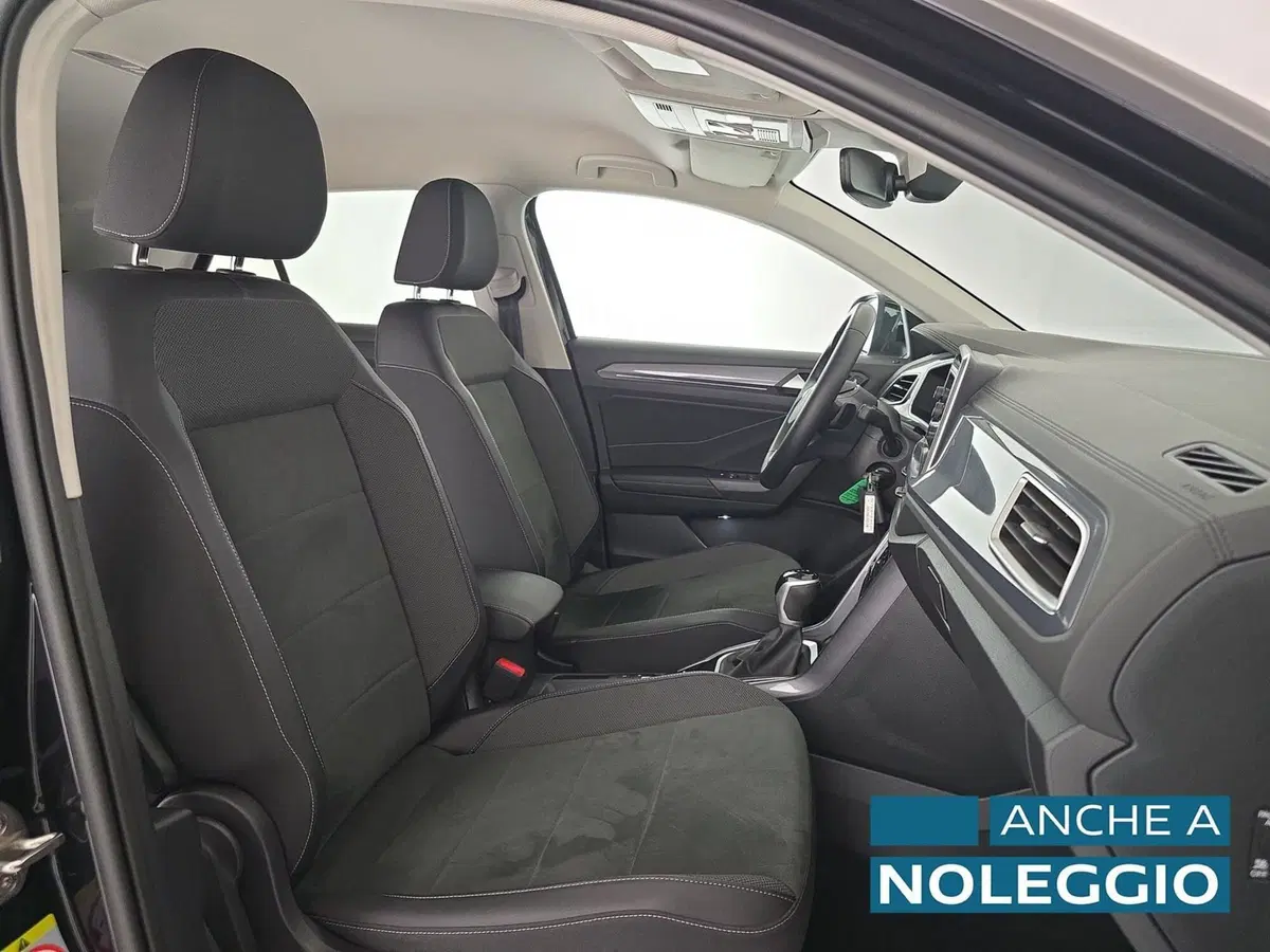 Volkswagen T-Roc usata a Asti (13)