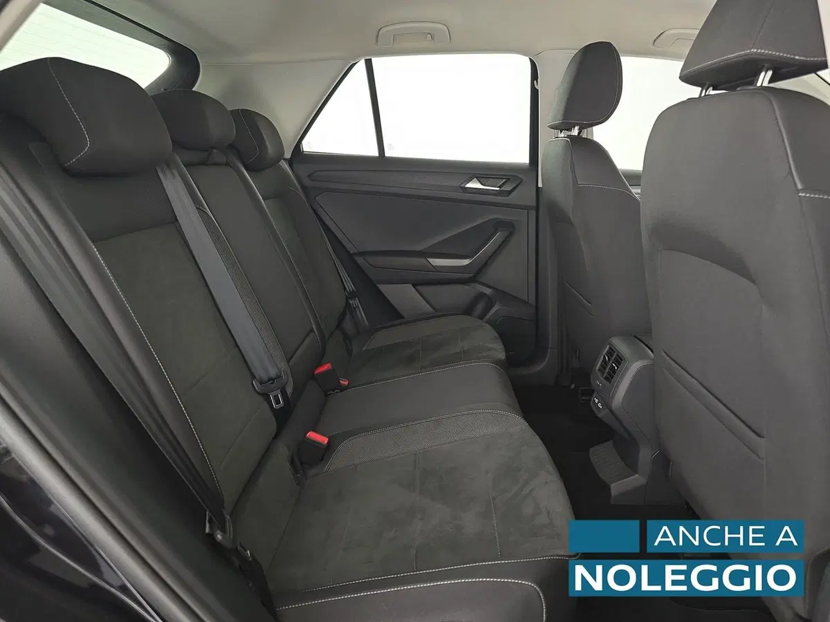 Volkswagen T-Roc usata a Asti (14)