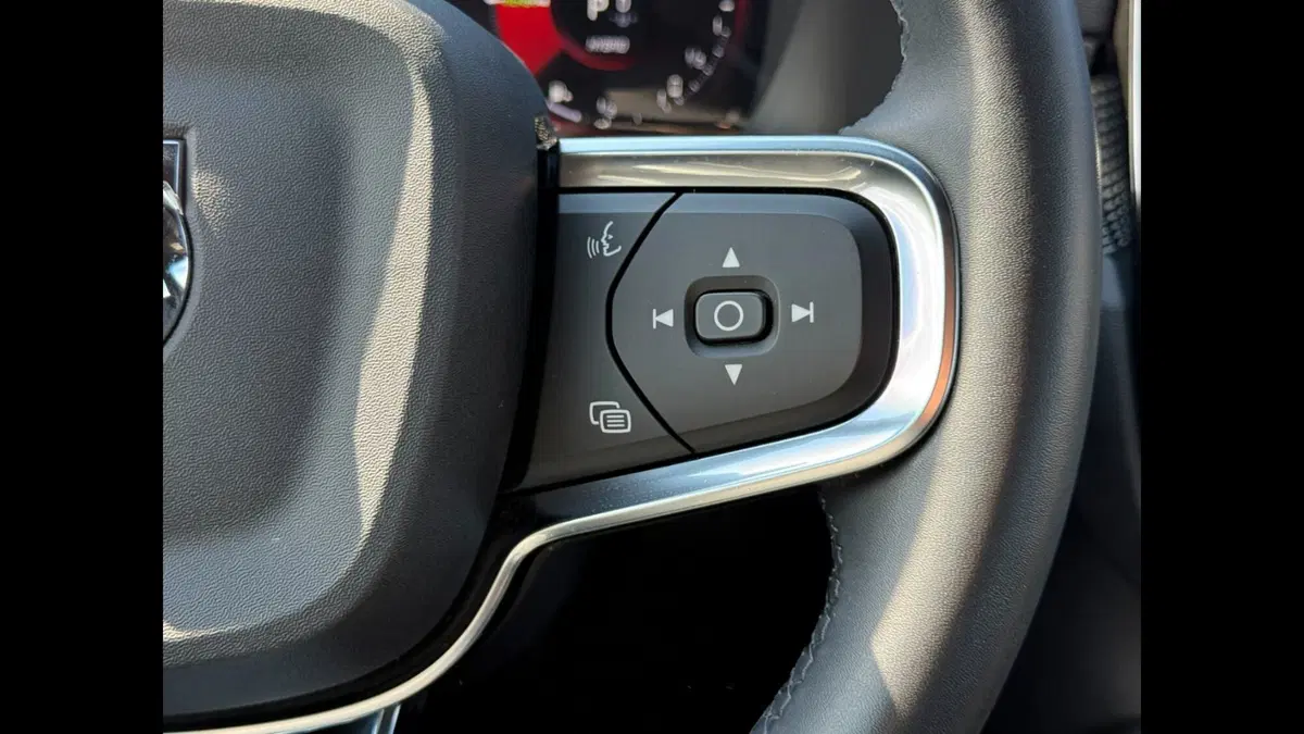Volvo XC40 usata a Palermo (14)