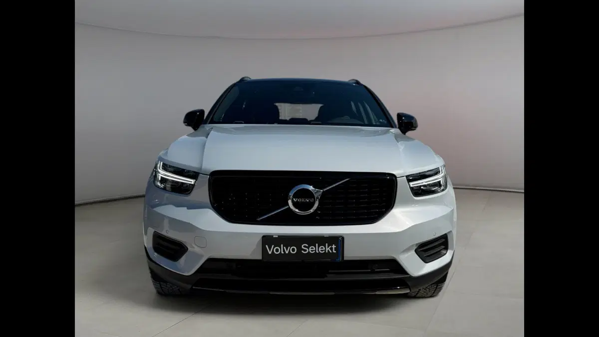 Volvo XC40 usata a Palermo (3)