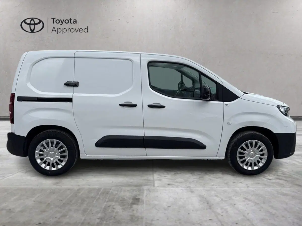 Toyota Proace City Furgone usata a Palermo (3)