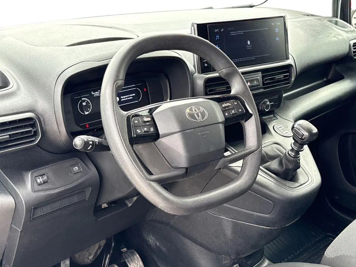 Toyota Proace City Furgone usata a Palermo (6)