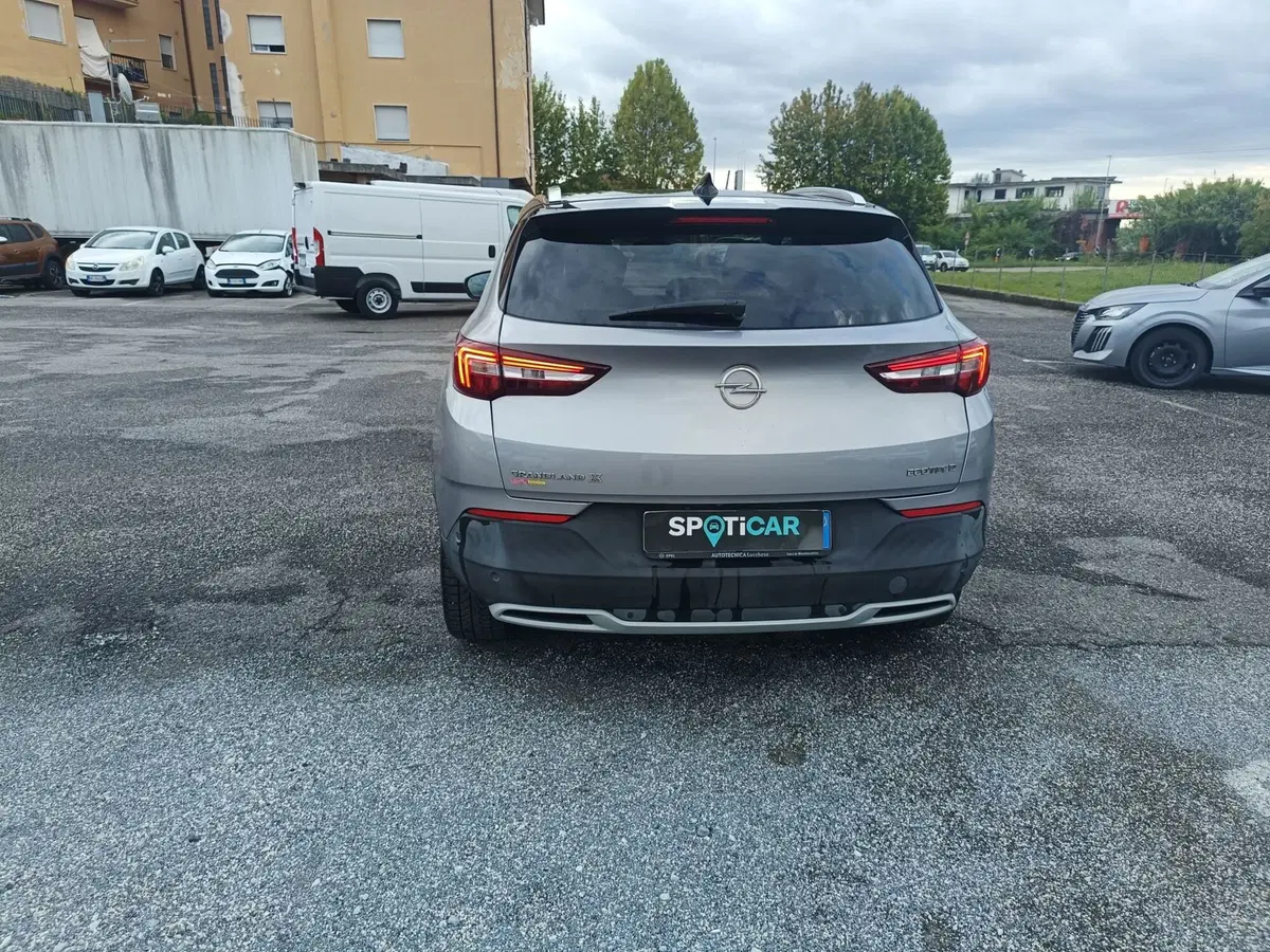 Opel Grandland X usata a Pistoia (7)
