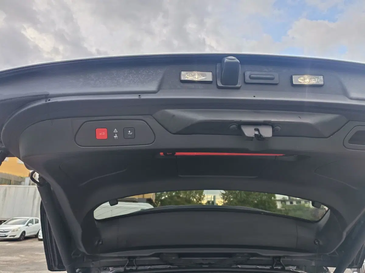 Opel Grandland X usata a Pistoia (9)