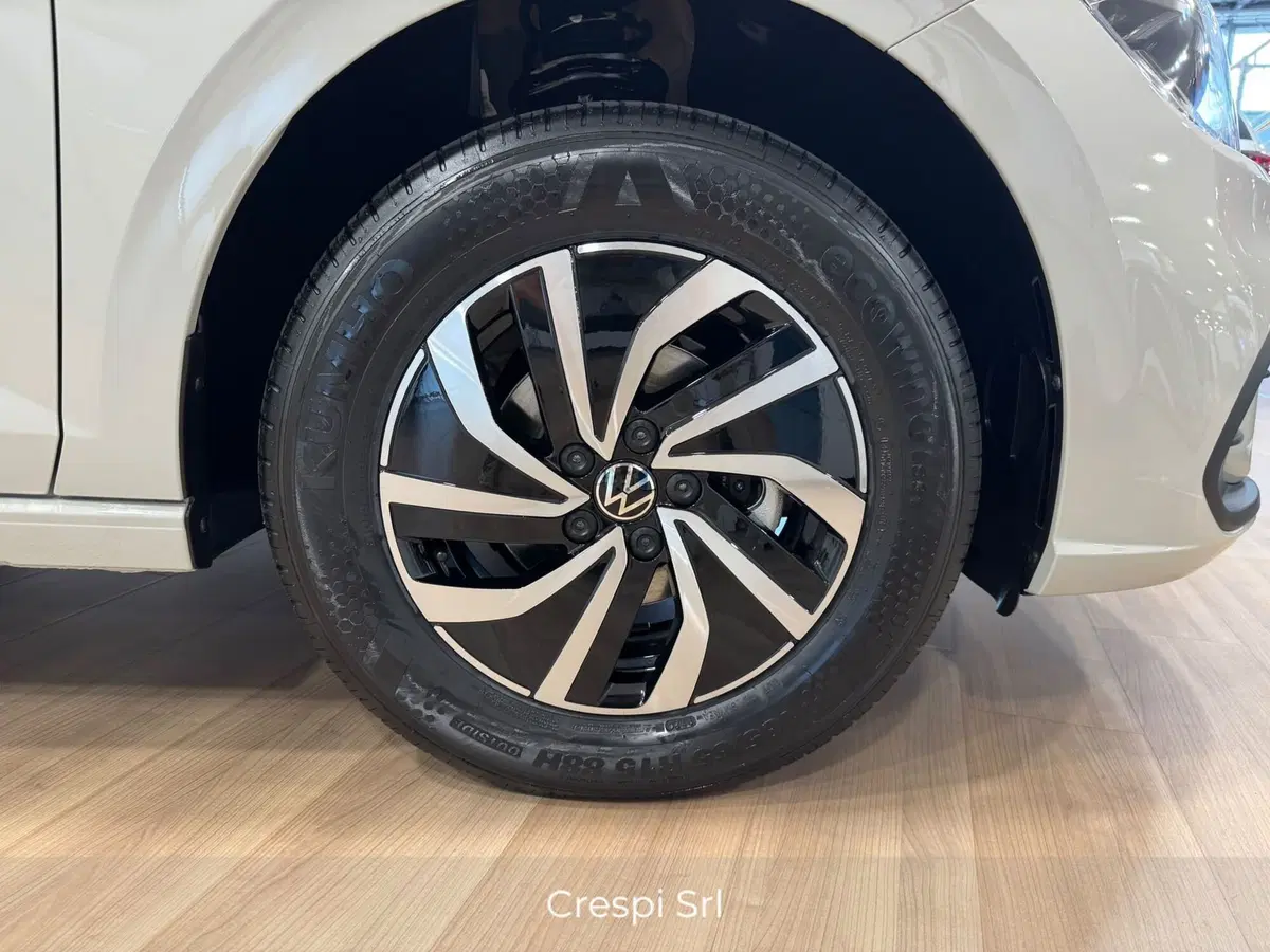 Volkswagen Polo nuova a Varese (4)
