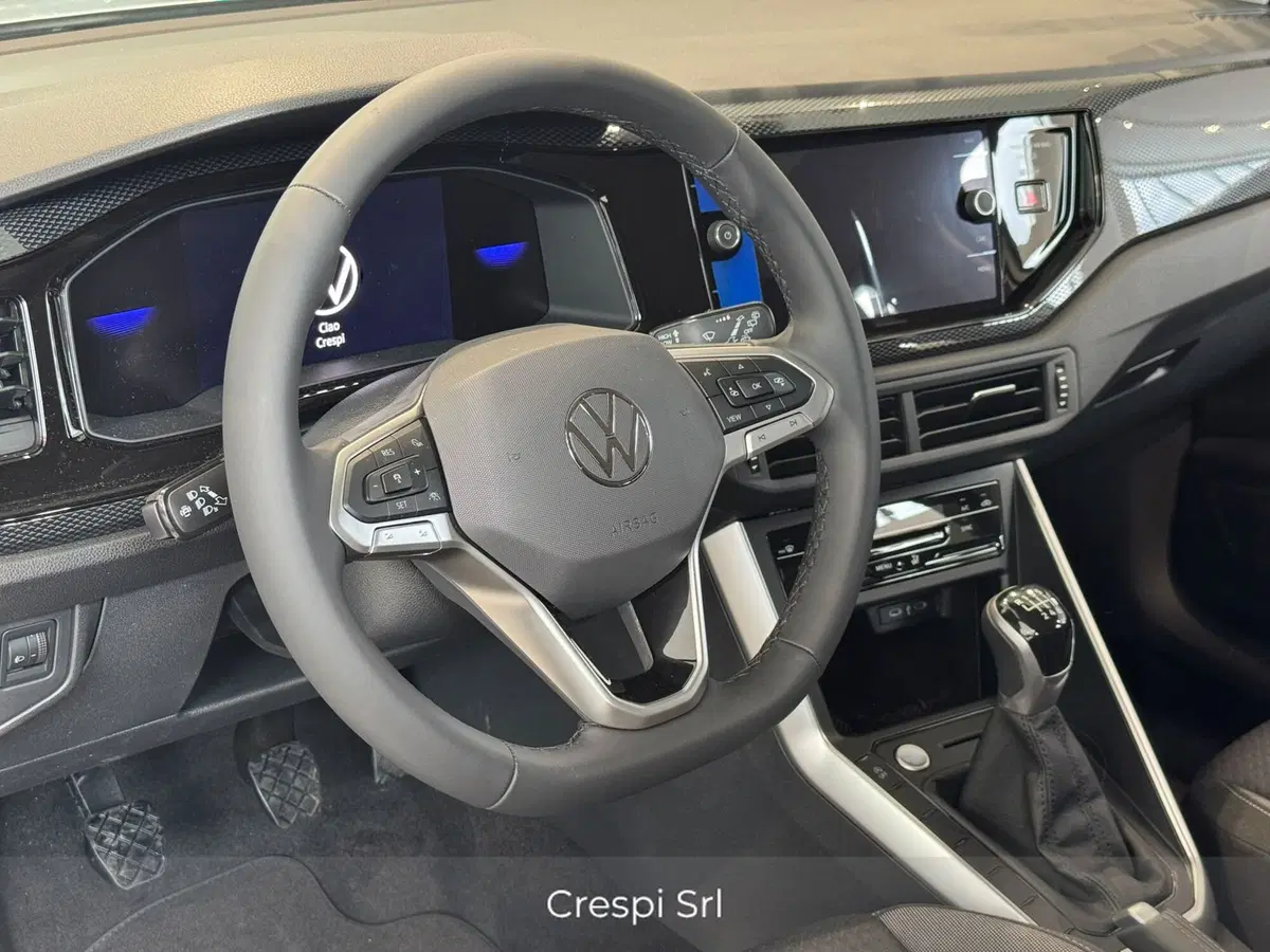 Volkswagen Taigo nuova a Varese (10)