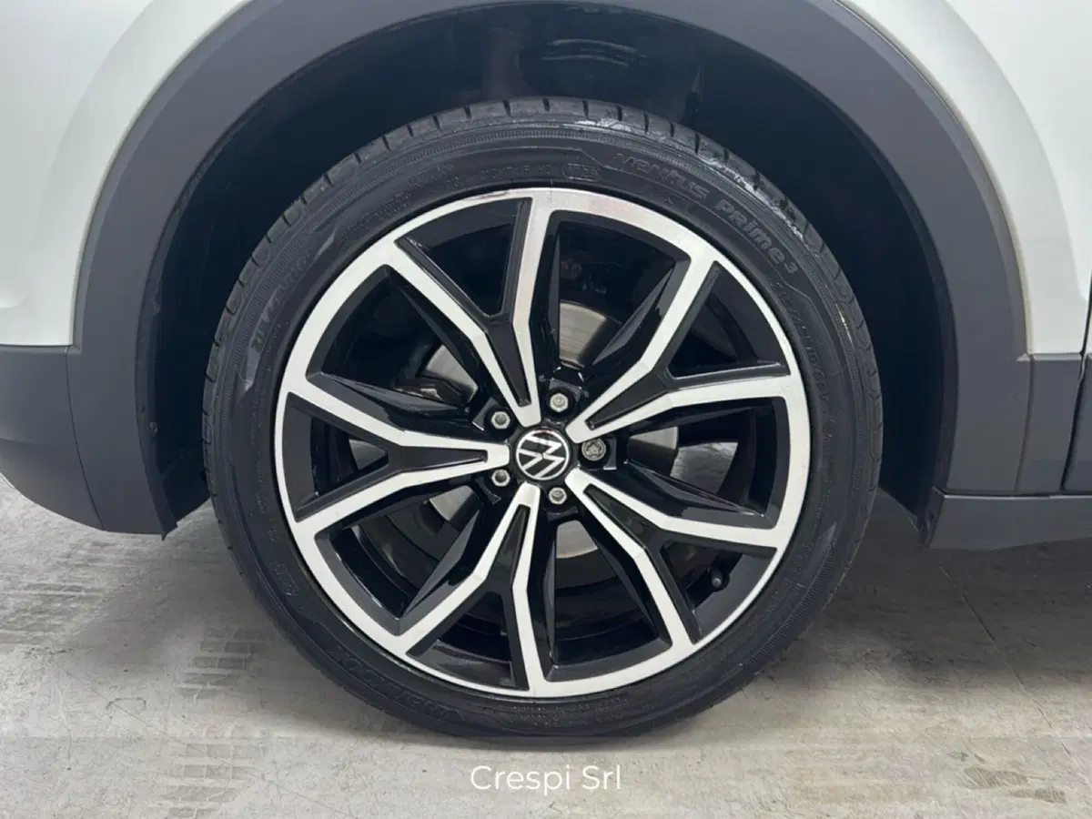 Volkswagen T-Cross usata a Varese (7)