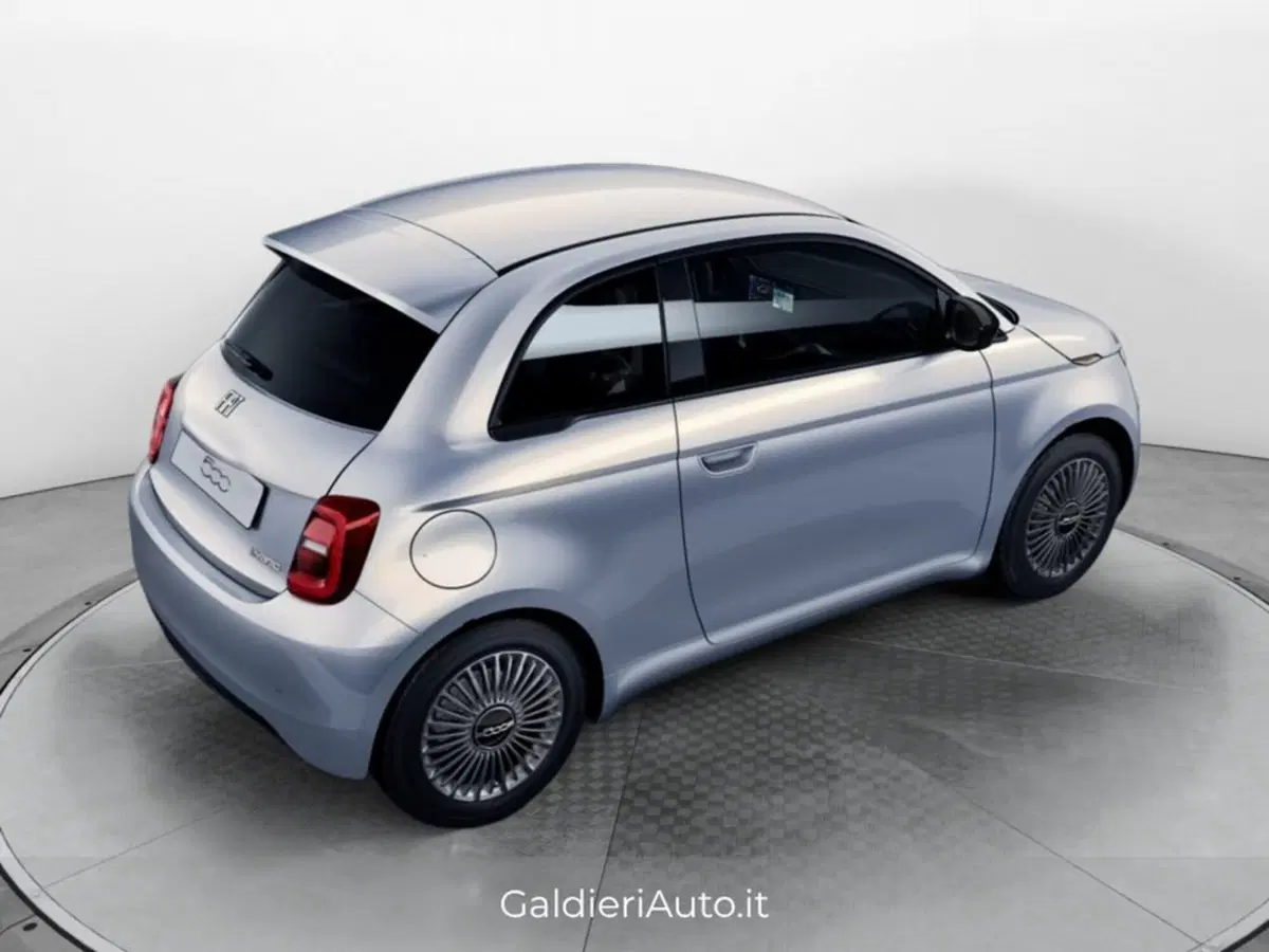 Fiat 500 nuova a Salerno (5)