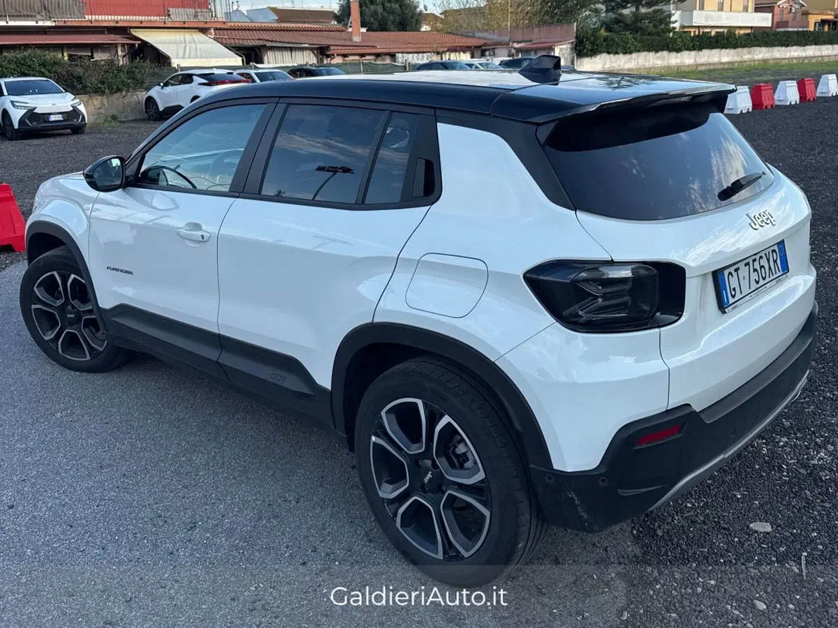 Jeep Avenger usata a Salerno (14)