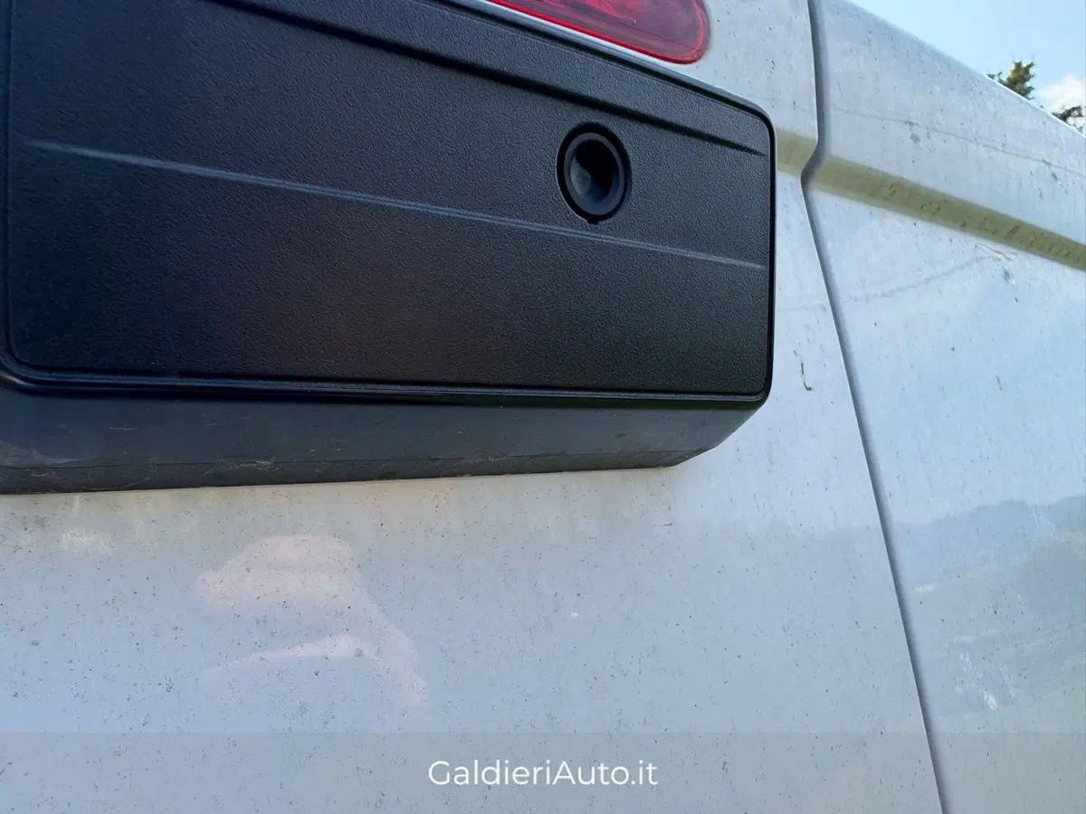 Fiat Scudo Furgone nuova a Salerno (12)