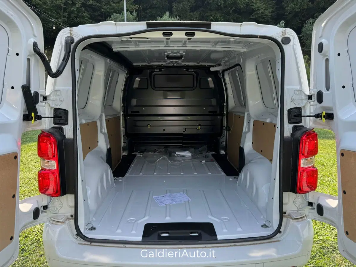 Fiat Scudo Furgone nuova a Salerno (15)