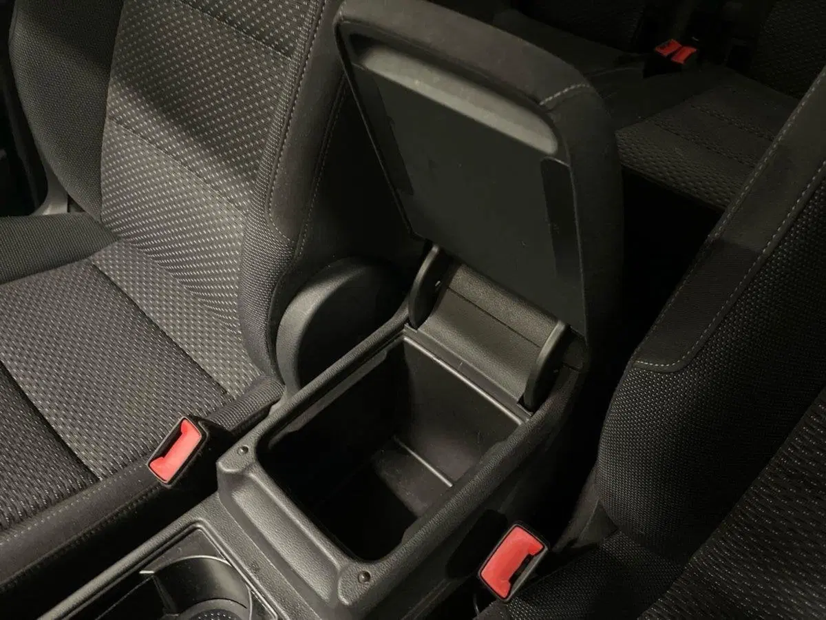 Volkswagen Touran usata a Prato (17)