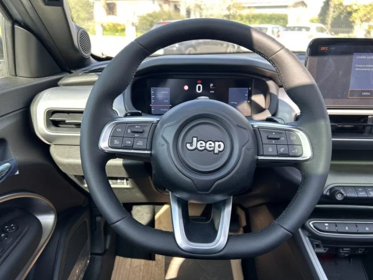 Jeep Avenger nuova a Cuneo (11)