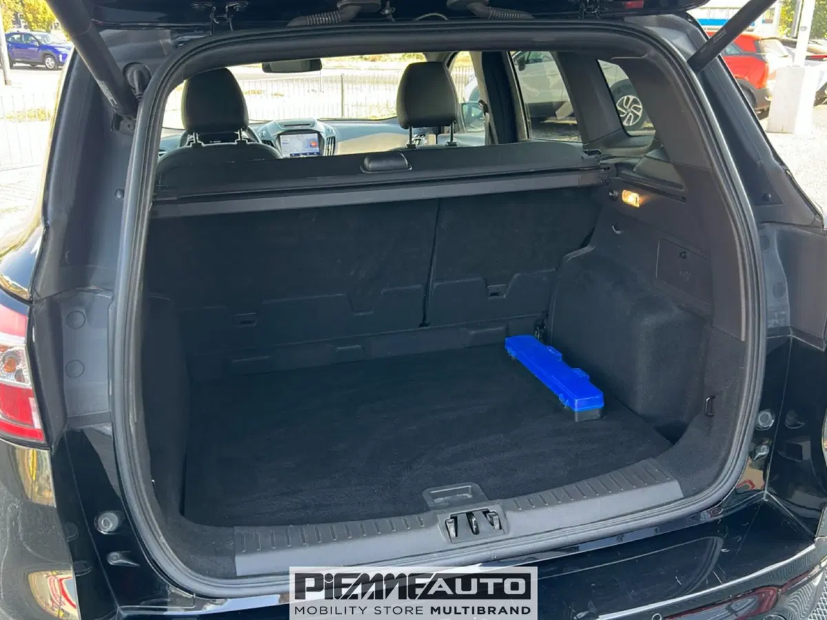 Ford Kuga usata a Piacenza (11)
