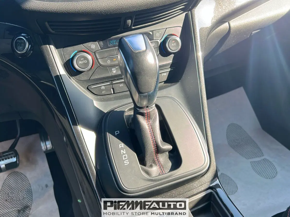 Ford Kuga usata a Piacenza (14)