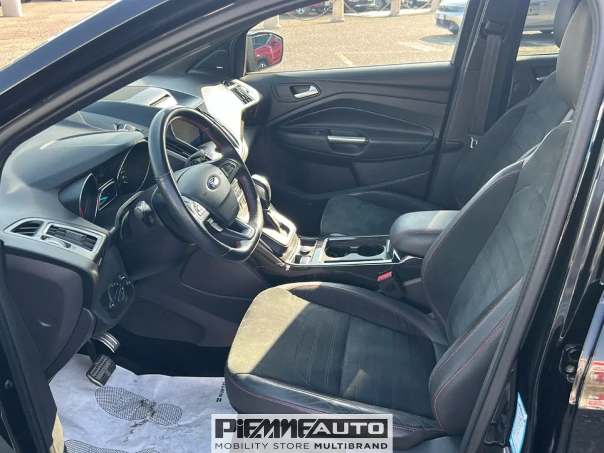 Ford Kuga usata a Piacenza (9)