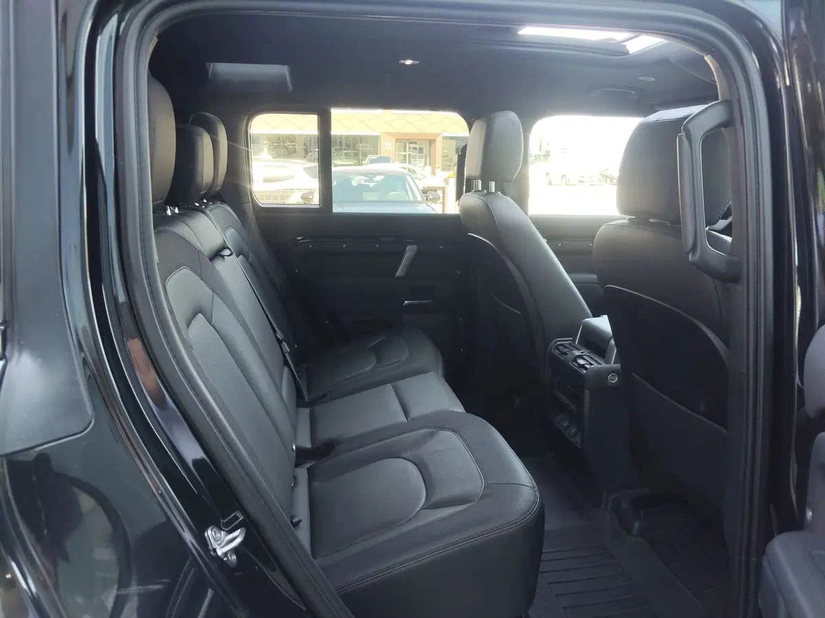 Land Rover Defender usata a Modena (16)