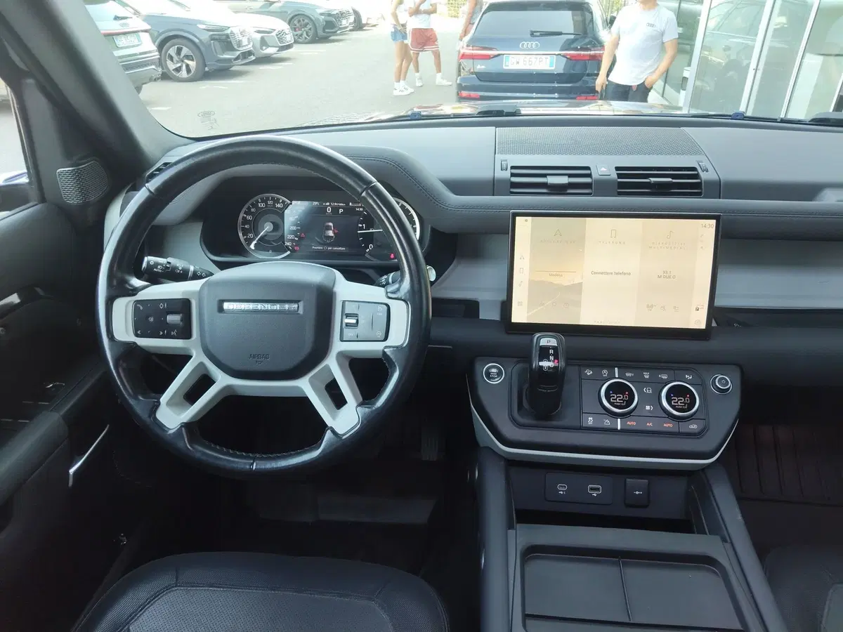 Land Rover Defender usata a Modena (7)