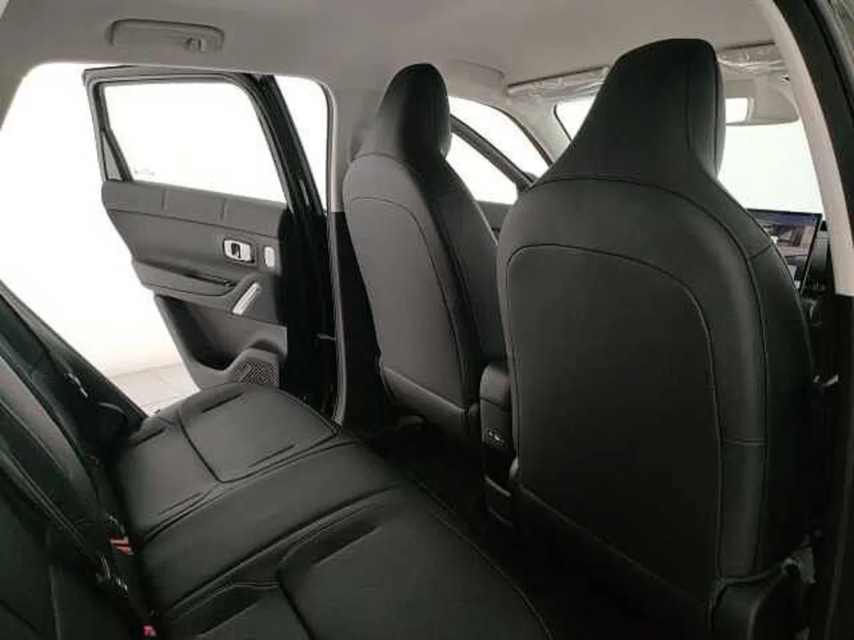 Leapmotor B03X nuova a Caserta (15)