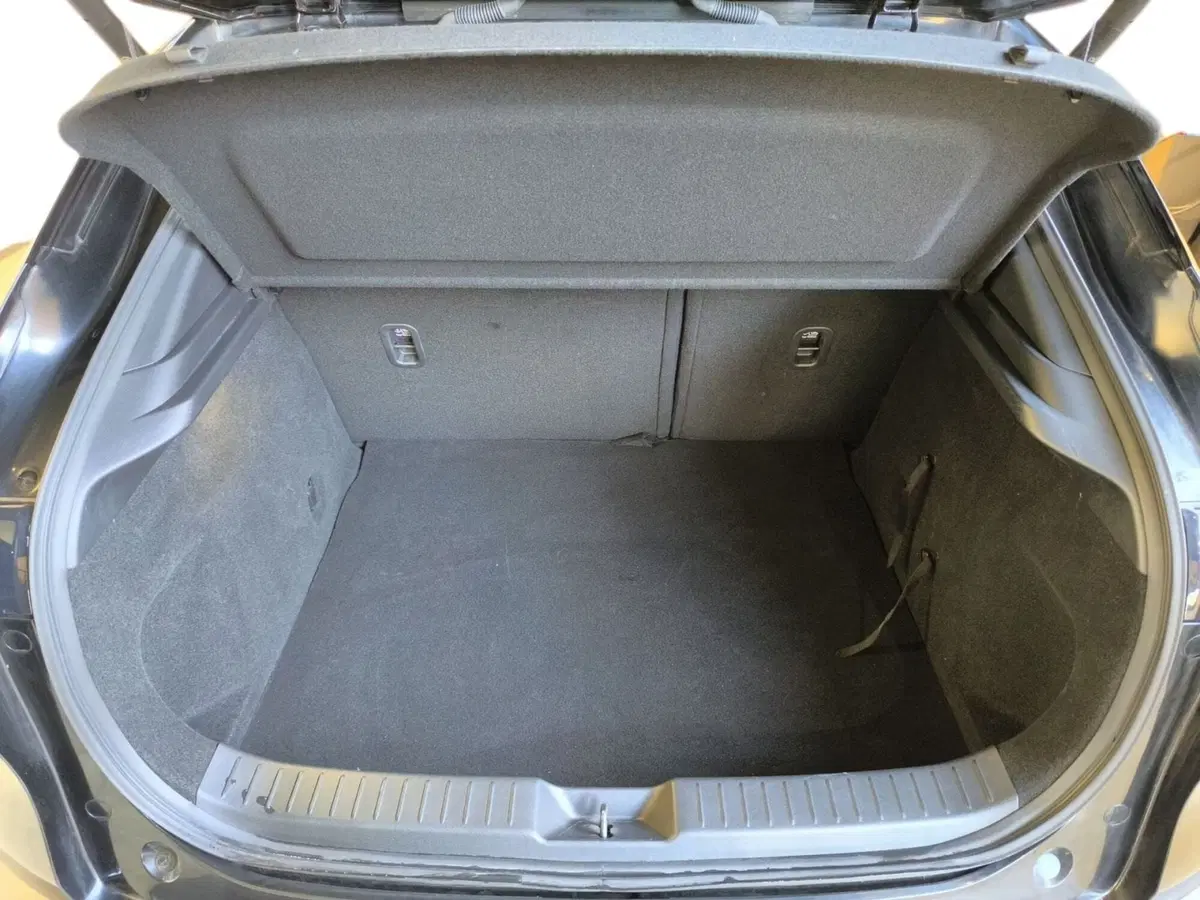 Mazda CX-30 usata a Udine (15)