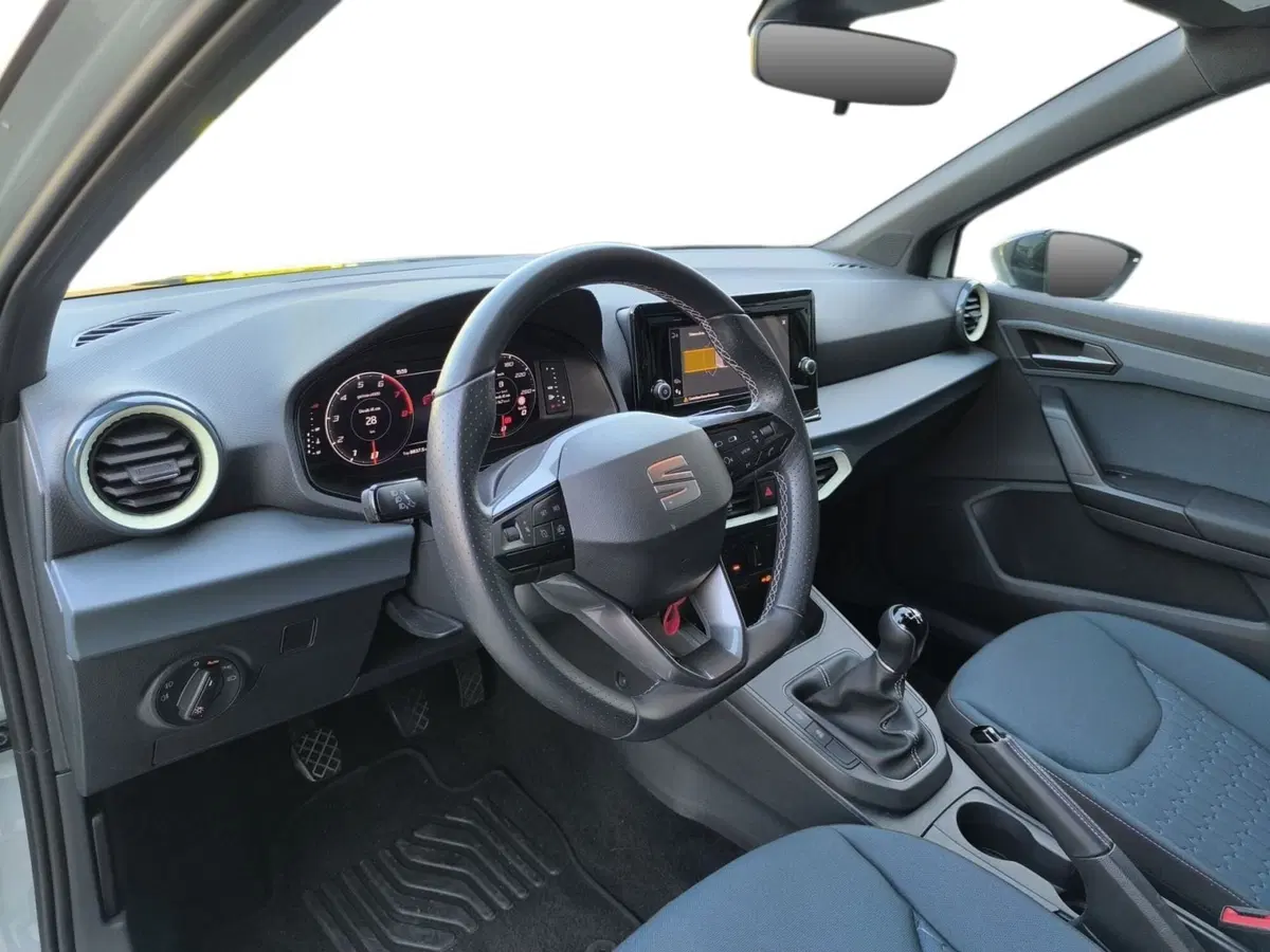 SEAT Arona usata a Udine (8)