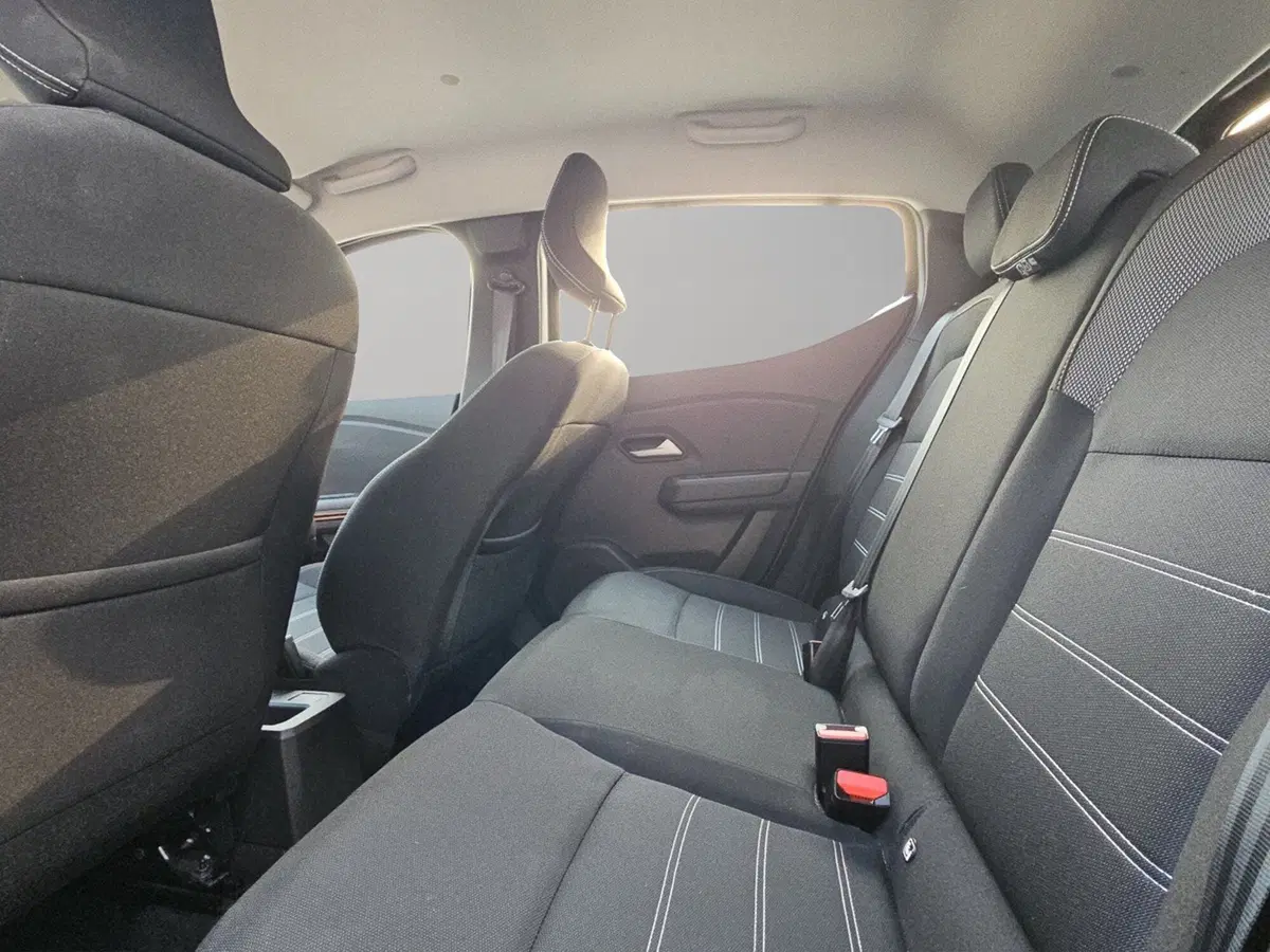 Dacia Sandero usata a Macerata (11)