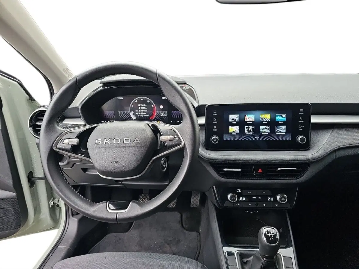 Skoda Fabia nuova a Lecco (10)