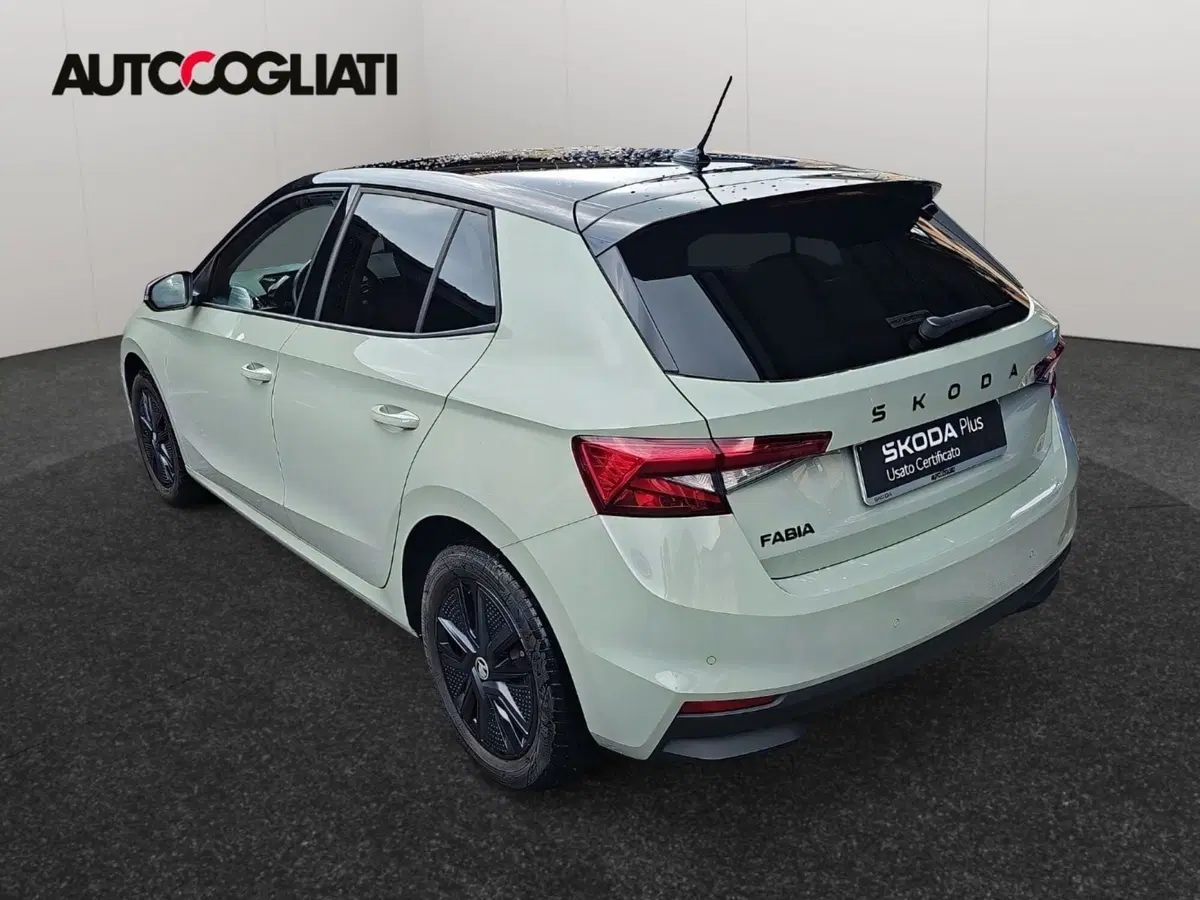 Skoda Fabia nuova a Lecco (5)