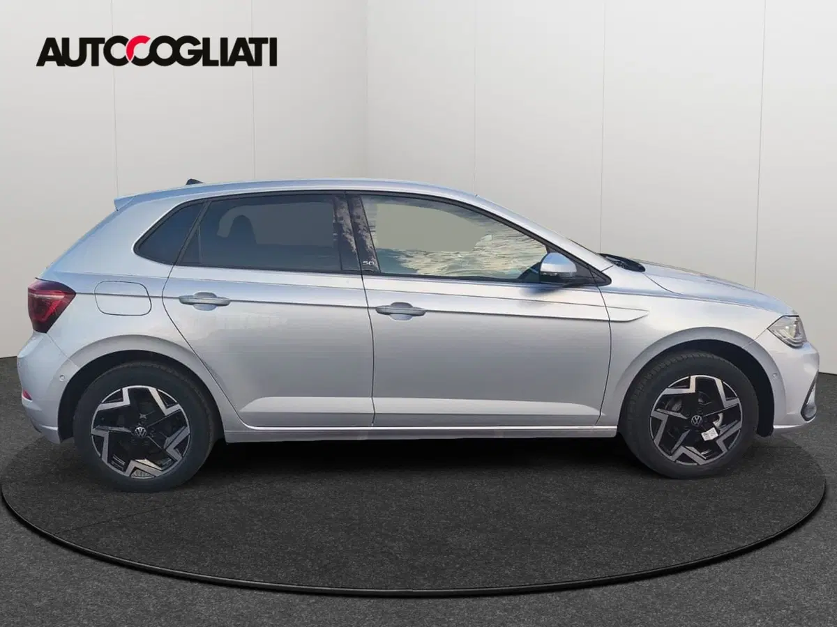 Volkswagen Polo nuova a Lecco (8)