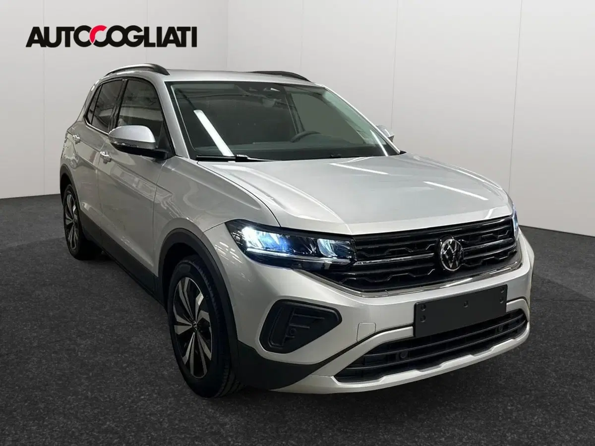 Volkswagen T-Cross nuova a Lecco (3)