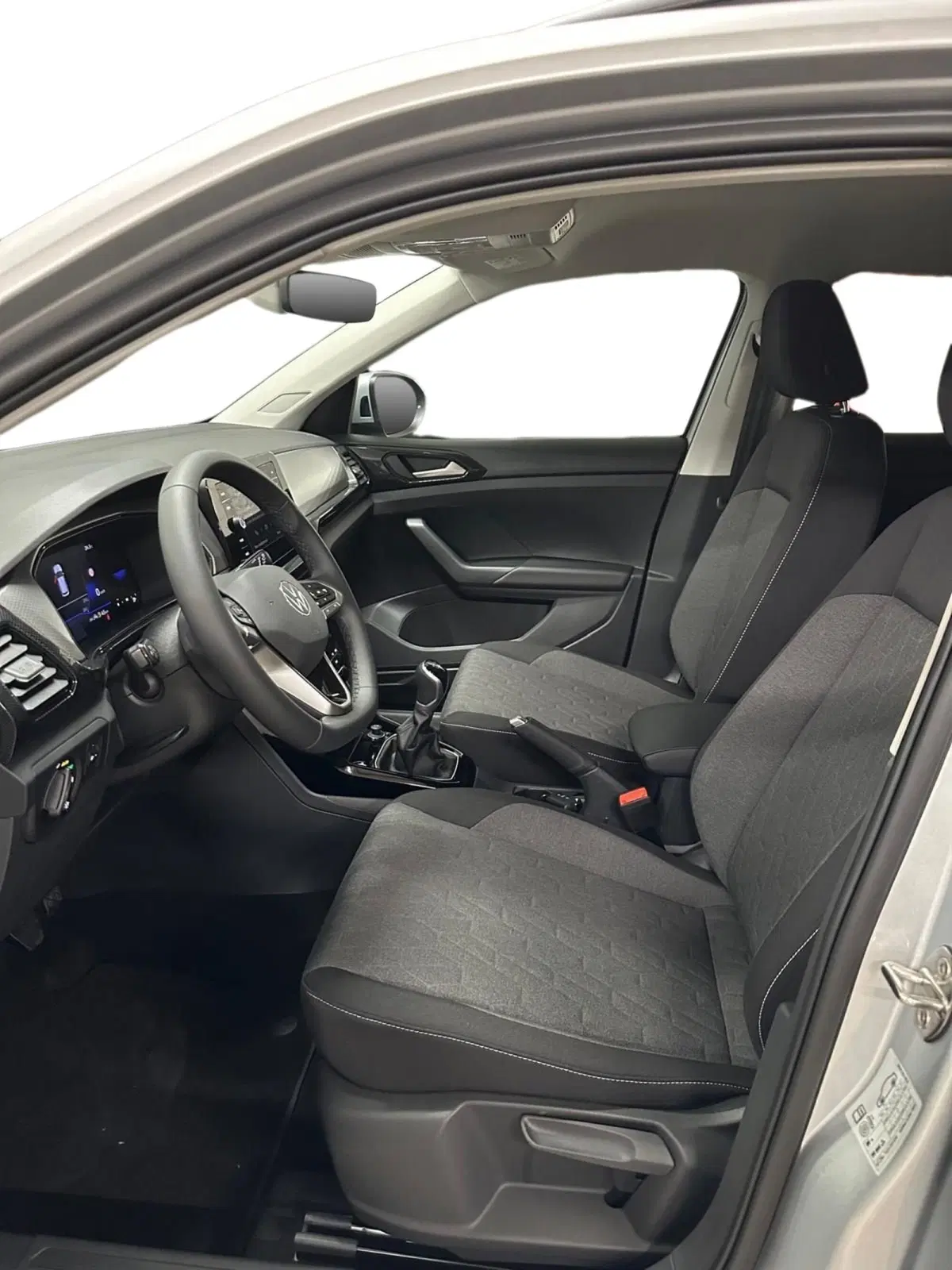 Volkswagen T-Cross nuova a Lecco (6)