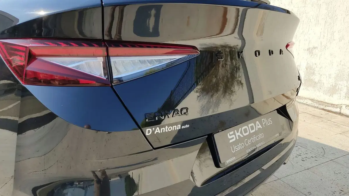 Skoda Enyaq usata a Taranto (8)