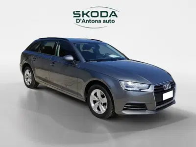 Audi A4 Avant 40 g-tron S tronic Business del 2018 usata a Taranto