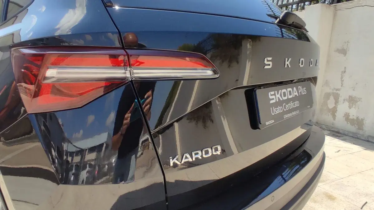Skoda Karoq usata a Taranto (9)