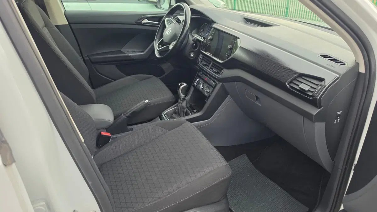 Volkswagen T-Cross usata a Macerata (6)