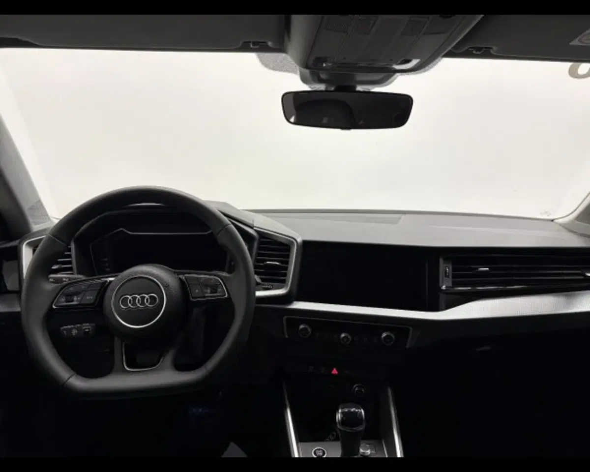 Audi A1 allstreet nuova a Treviso (4)