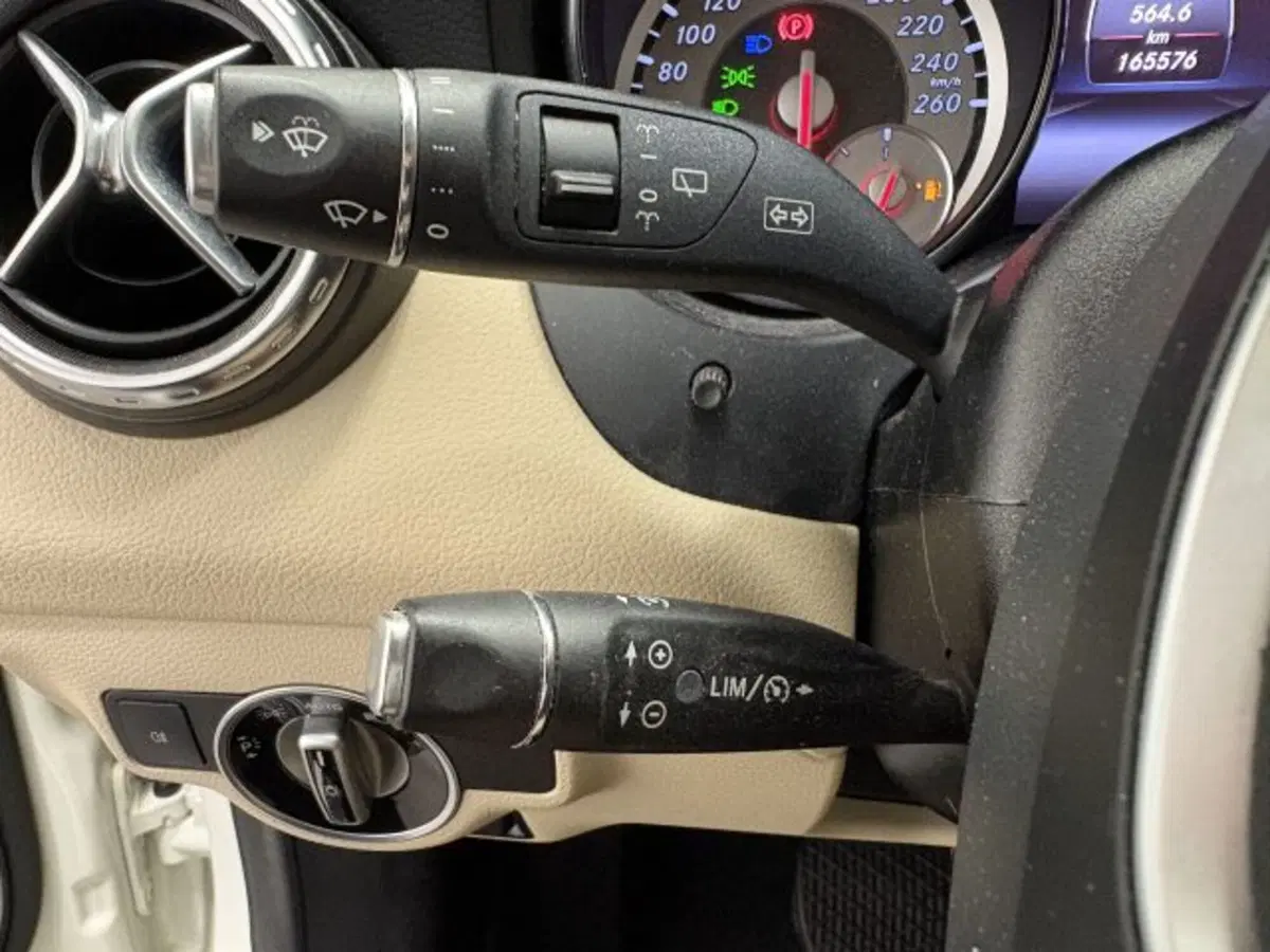 Mercedes-Benz GLA SUV usata a Treviso (10)