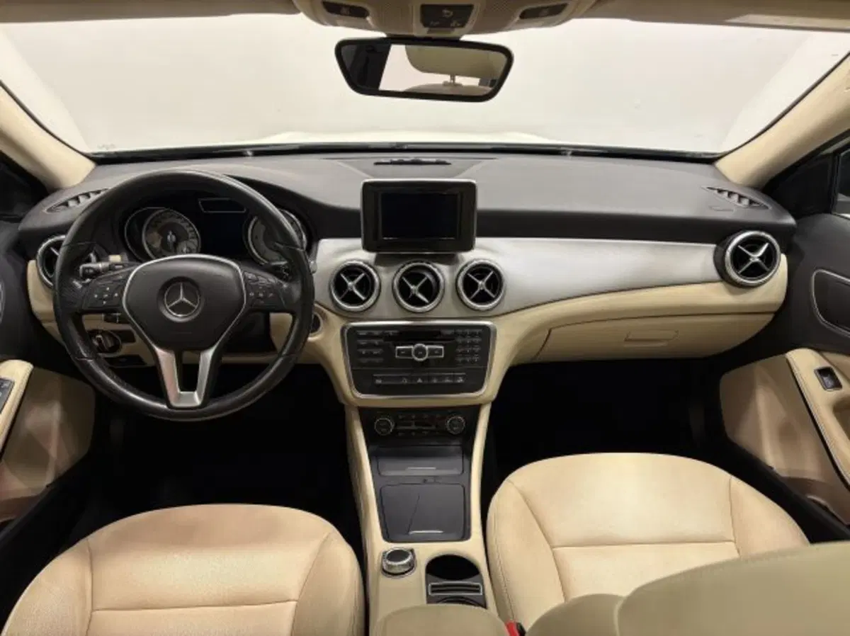 Mercedes-Benz GLA SUV usata a Treviso (5)