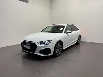 Audi A4 Avant 35 2.0 tdi mhev S Line edition 163cv s-tronic del 2024 usata a Conegliano
