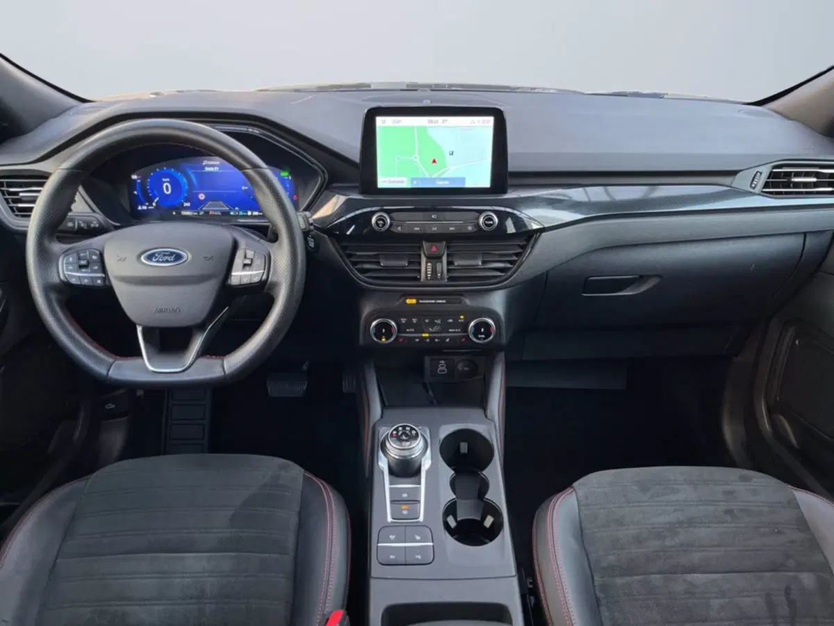 Ford Kuga usata a Milano (11)