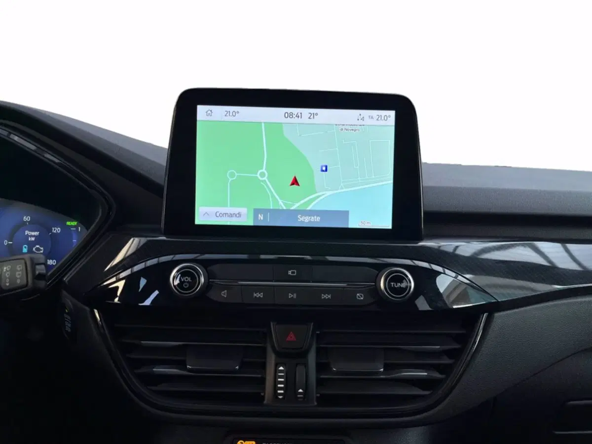 Ford Kuga usata a Milano (14)