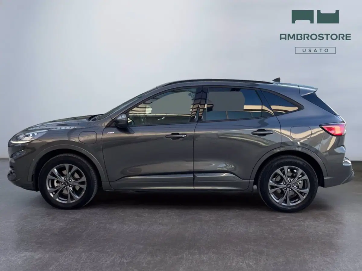 Ford Kuga usata a Milano (2)