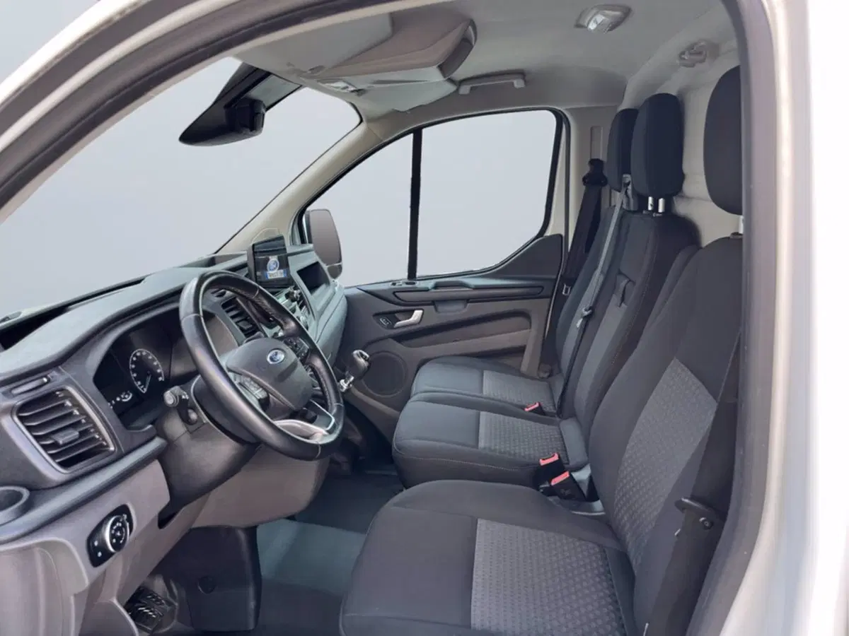 Ford Transit Custom Furgone usata a Milano (10)